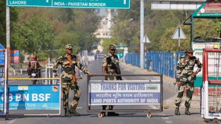 2025-04-25t115639z_2_lynxmpel3o092_rtroptp_3_india-kashmir-attack.jpg
