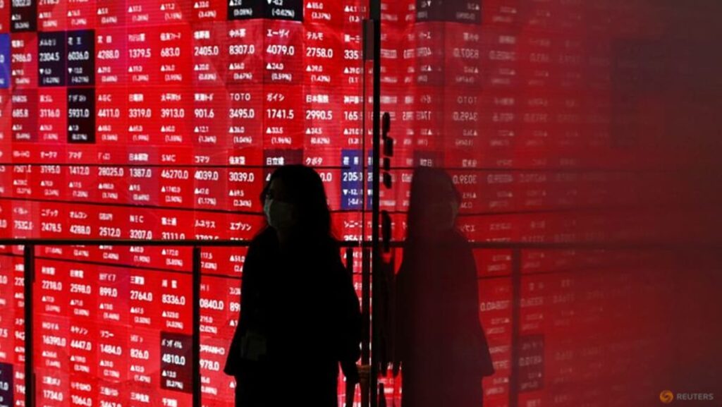 2025-04-28t012952z_1_lynxmpel3r013_rtroptp_3_global-markets.jpg