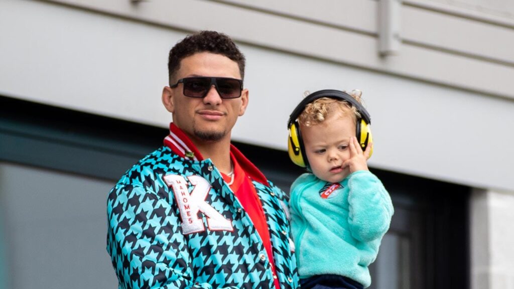 mahomes-daughter.jpg