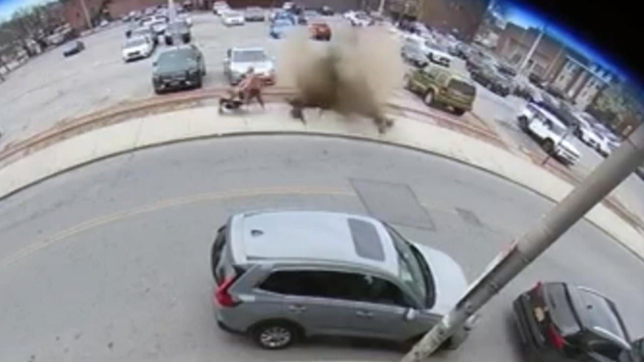 ny-manhole-explosion-1.png